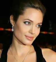 Tietoa Angelina Jolien tulevasta projektista