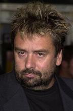 Luc Besson laittaa pillit pussiin