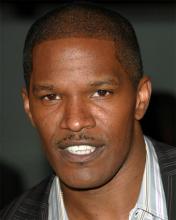 Jamie Foxx oikeussaliin