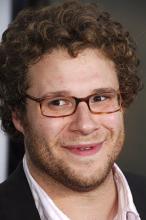 Seth Rogen pukee Green Hornetin maskin