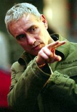 Emmerich ohjaa remaken sci-fi-elokuvasta