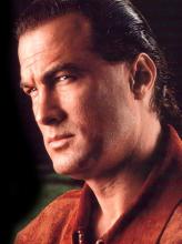 Steven Seagal: FBI tuhosi urani