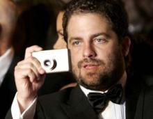 Pako New Yorkista: Wiseman ulos, Ratner sisään Pako New Yorkista: Wiseman ulos, Ratner sisään