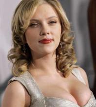 Scarlett Johansson suurelokuvan päärooliin Scarlett Johansson suurelokuvan päärooliin