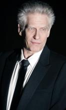 David Cronenberg poliittisen trillerin kimppuun