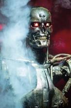 Uusi Terminator lyö kahdelle ensimmäiselle osalle luun kurkkuun?