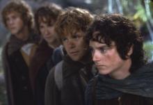 Taru sormusten herrasta -hobitit palaavat