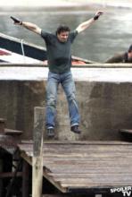 Hirmuisessa kunnossa oleva Sylvester Stallone vauhdissa - uusia kuvia