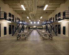 Yksityiset vankilat ovat keskitysleirejä?