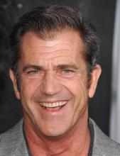 Mel Gibson liian lyhyt James Bondiksi