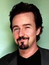 Edward Norton tekee tuplat